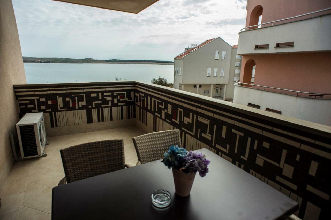 Apartments Svijet Mora Povljana Exterior photo